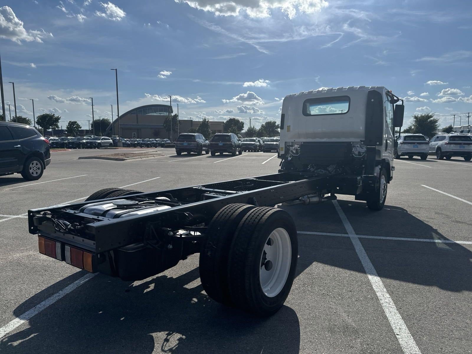 2025 Chevrolet Low Cab Forward 5500 XG
