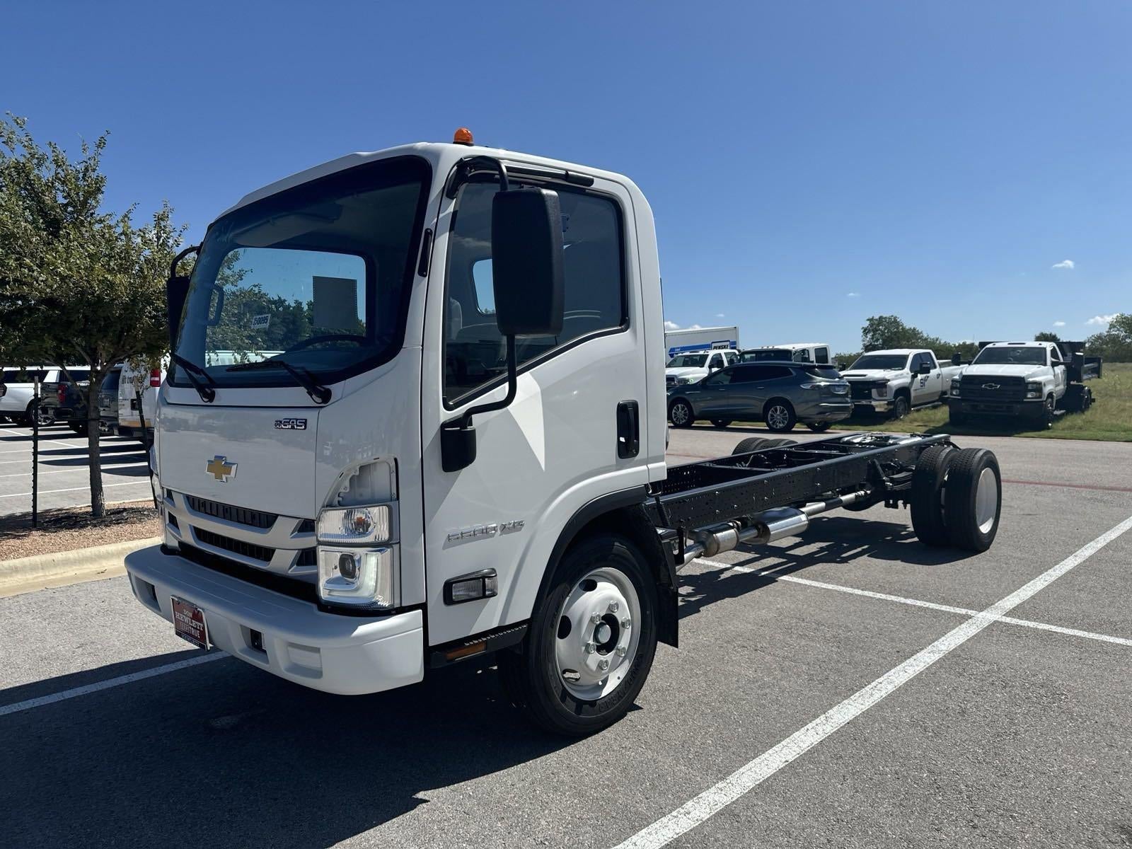 2025 Chevrolet Low Cab Forward 5500 XG